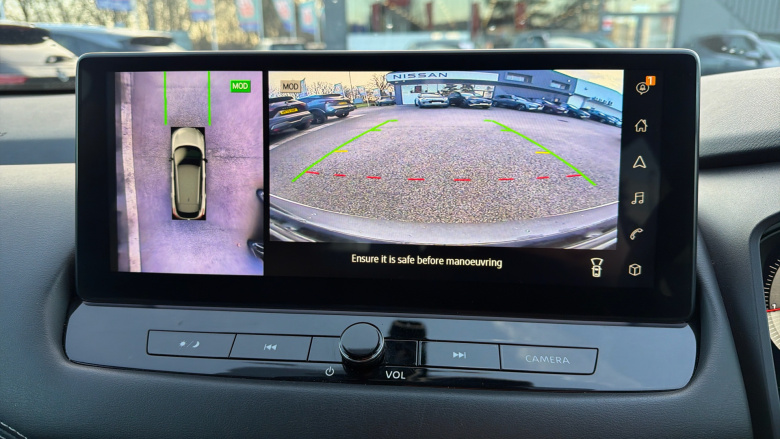 Nissan Qashqai 1.3 DiG-T MH 158 N-Connecta 5dr Xtronic Petrol Hatchback